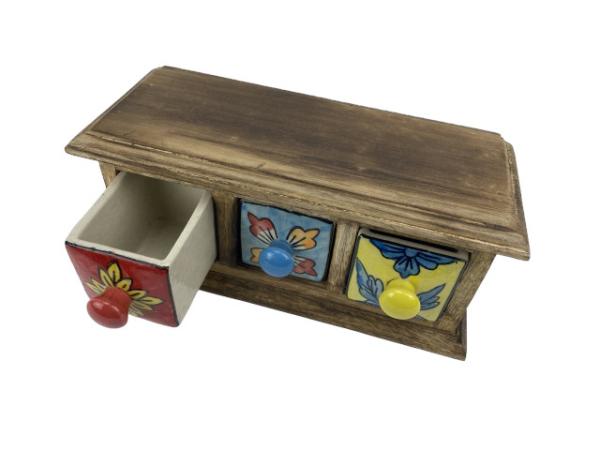 Kleinkommode mit 3 Keramikschubladen